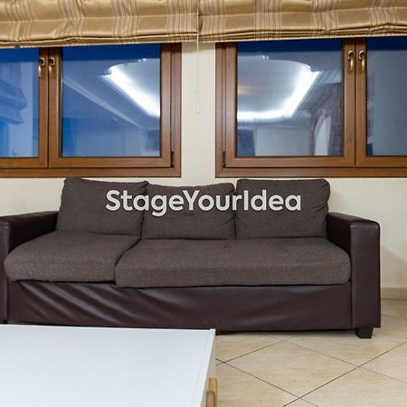 Luxury Appartment, Only 7 Minutes From Thessaloniki Airport And 15 Minutes From City Center ,For 8-23 People Also For Gatherings And Parties Neon Rysion Eksteriør billede