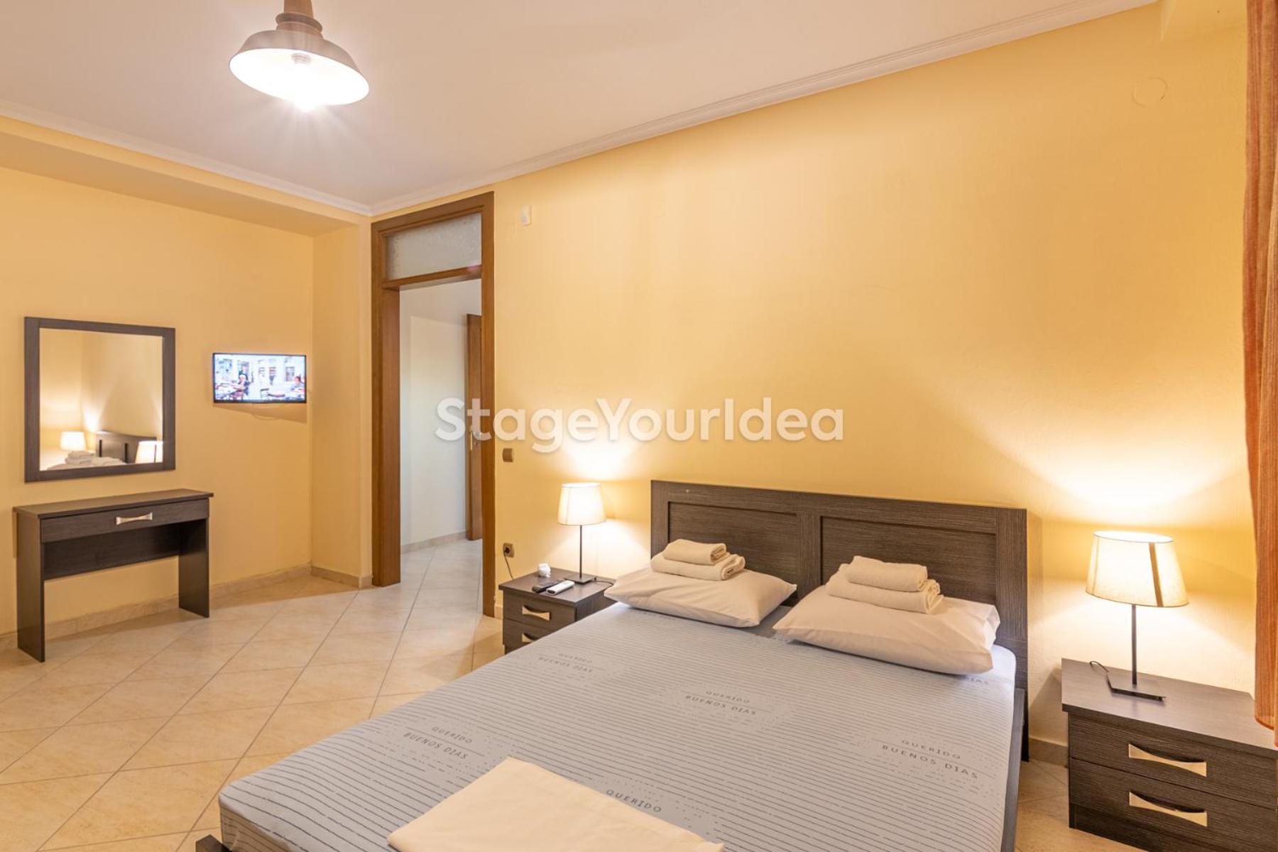 Luxury Appartment, Only 7 Minutes From Thessaloniki Airport And 15 Minutes From City Center ,For 8-23 People Also For Gatherings And Parties Neon Rysion Eksteriør billede